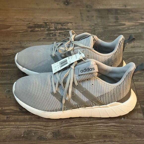 Adidas Men’s Questar Flow Running Shoes – Lightweight Comfort Style Size 9 New - Picture 11 of 13